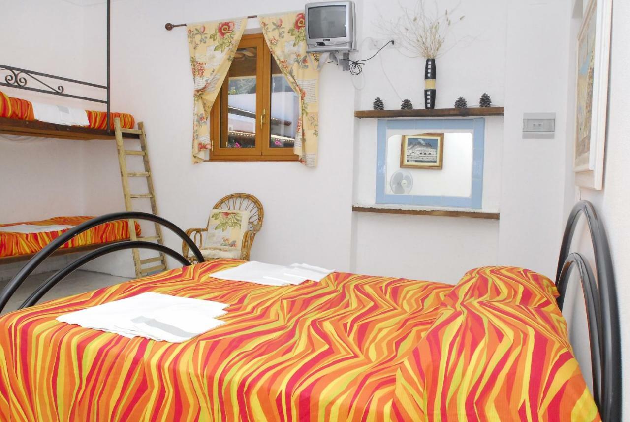 Villa Saracina Vulcano  Bagian luar foto